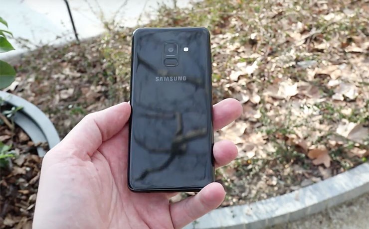 Samsung_Galaxy-A8-2018_3.jpg